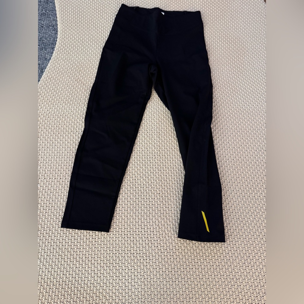 SAPOPA Valeria Black Capri Sport Leggings